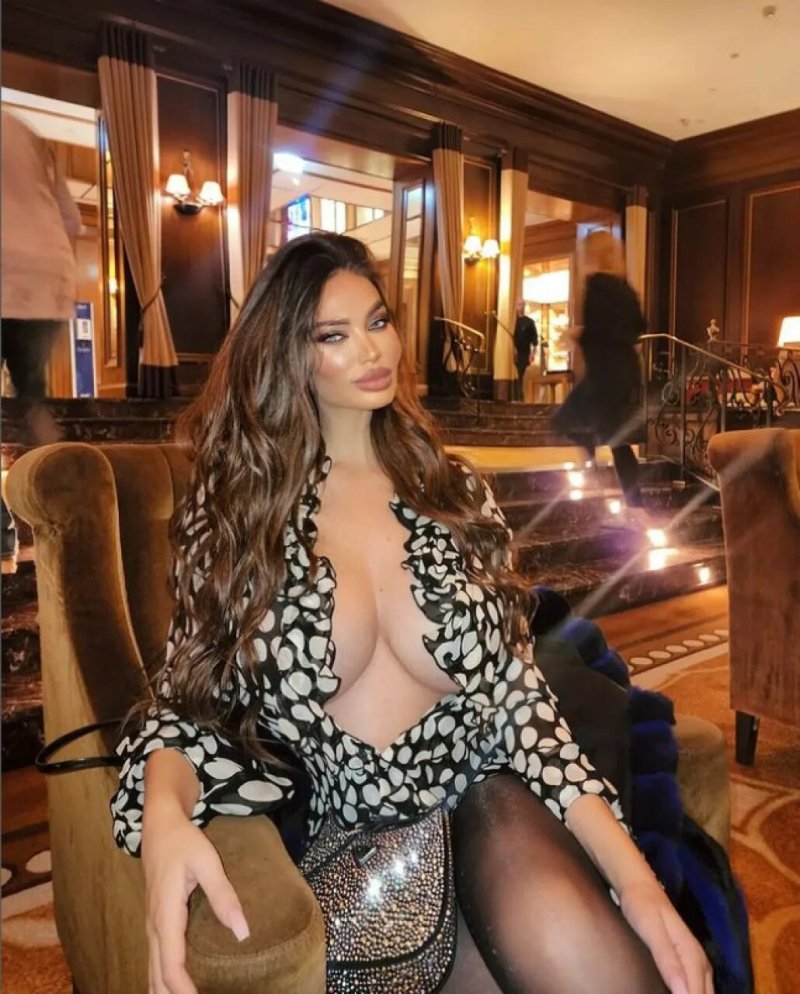 Soraja Vucelic selfies