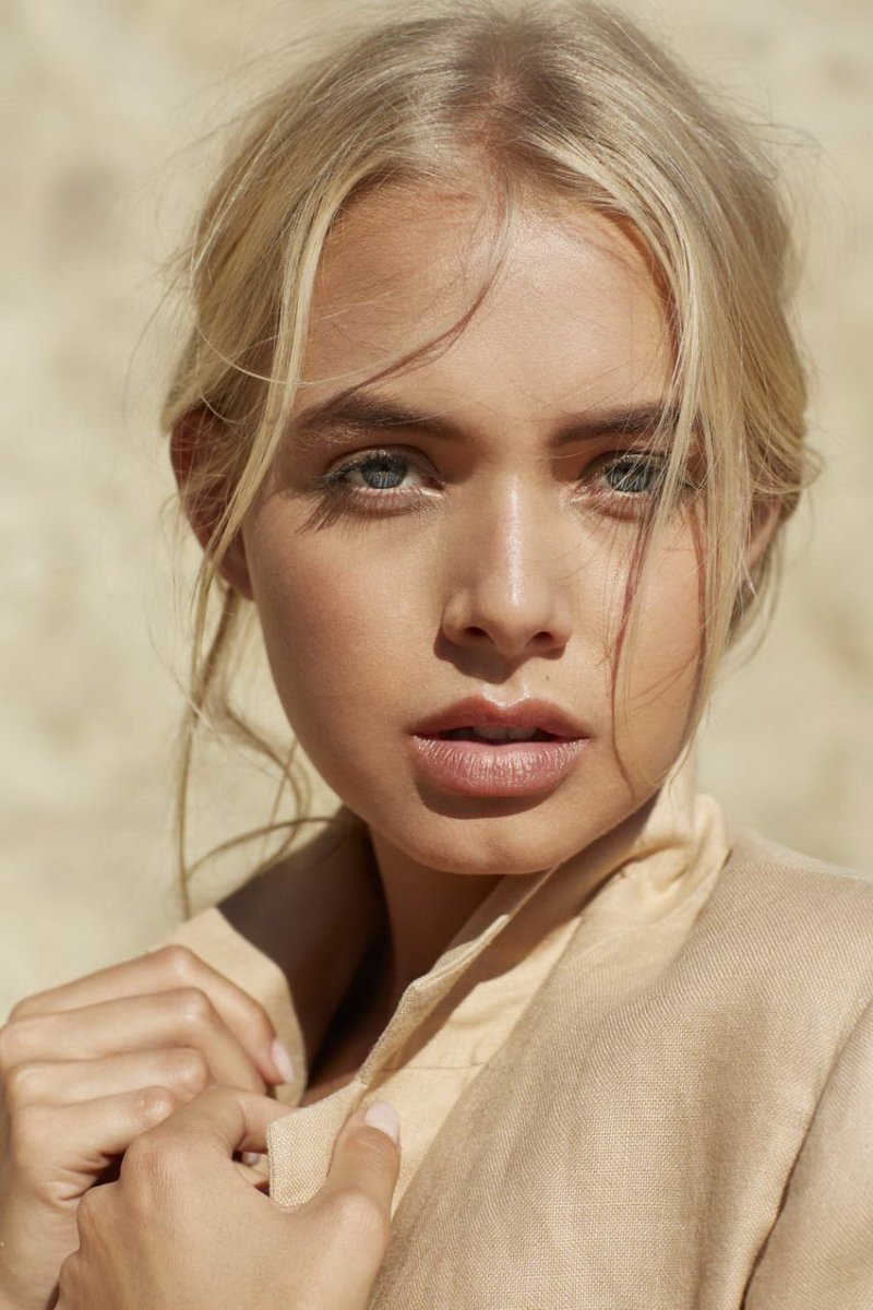 Bella Oelmann Instagram