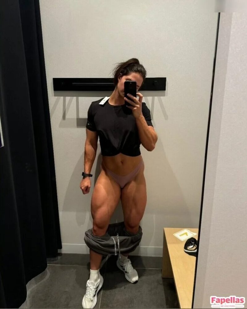 Girl bodybuilder