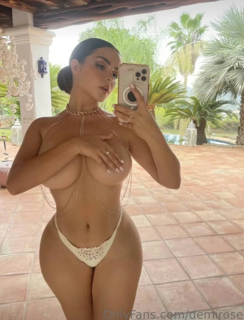 Demi Rose SLIV