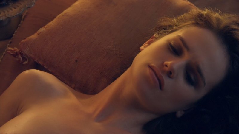 Gwendolyn Taylor topless