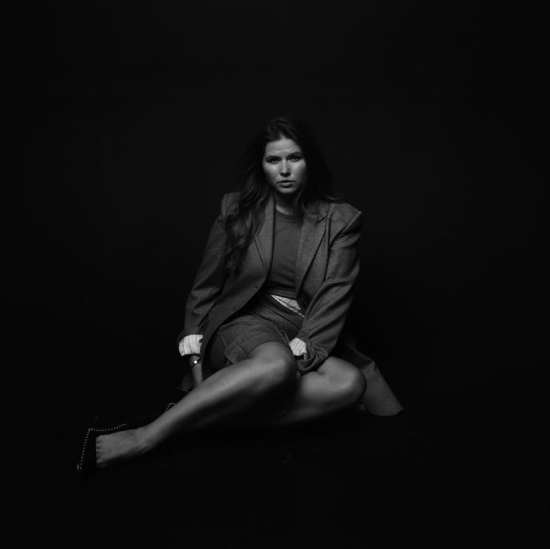 Yulia Topolnitskaya breasts