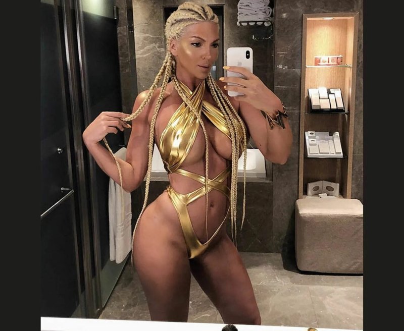 Jelena Karleusa naked