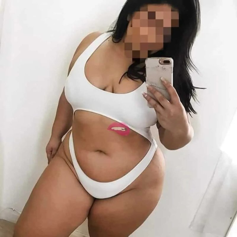 Diana Sirokai bikini