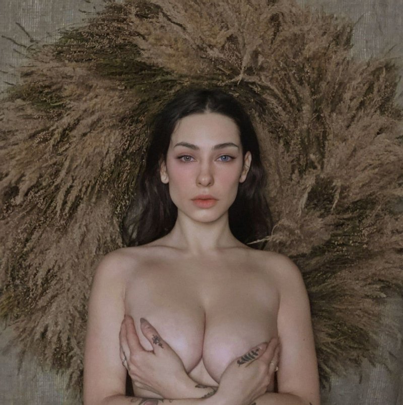 Kit_lilith Yulia Shunina boobs