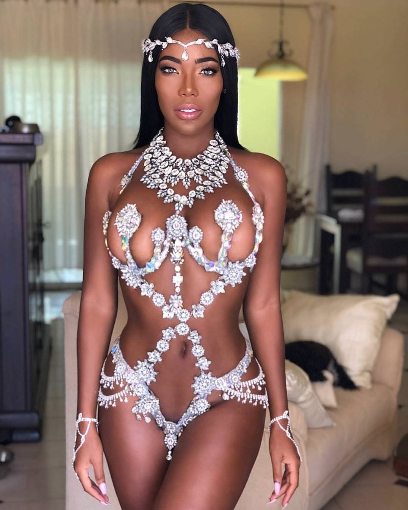 African big curvy ladies