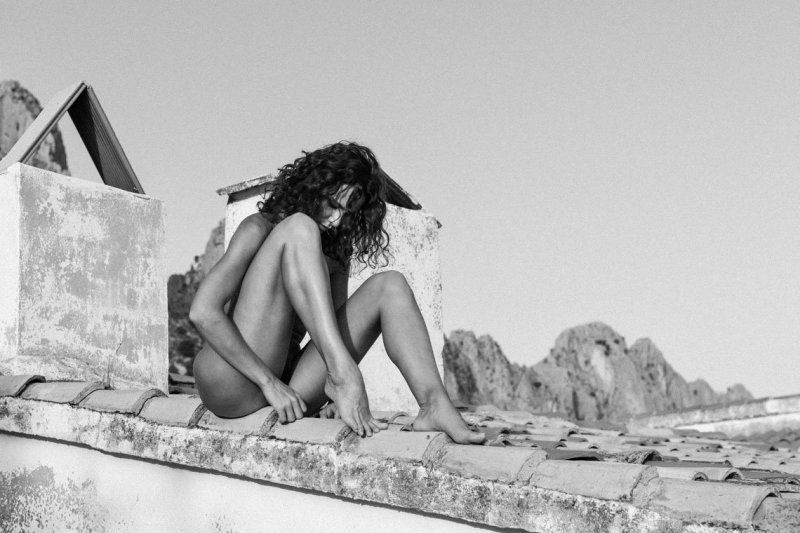 Naked Spanish photographer